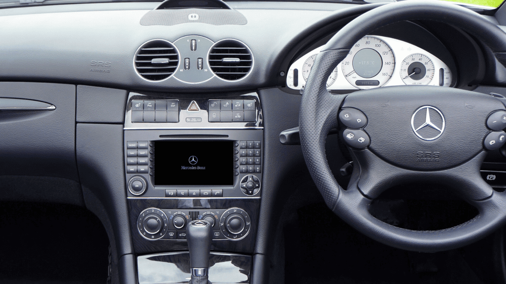 Mercedes-Benz Heating System Diagnostics in Winter to prevent cold air, leaks, or malfunctions during deep winter checks